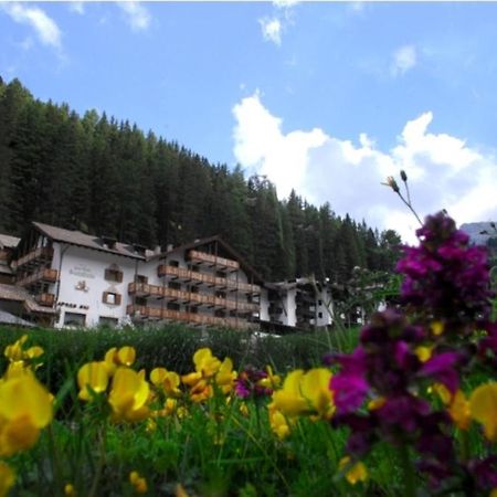 Hotel Scoiattolo Teser im Fleimtal Exterior foto